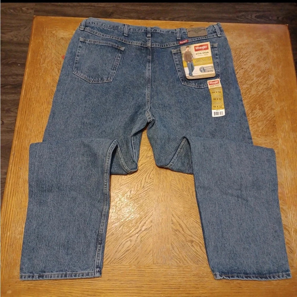 Wrangler 5 Star Relaxed Fit Jeans Mens - Size 44 × 32 NWT - Picture 3 of 4